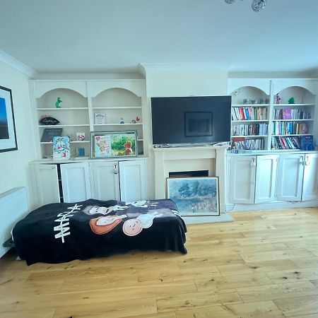Rooms Close To Wimbledon Tennis ลอนดอน ภายนอก รูปภาพ