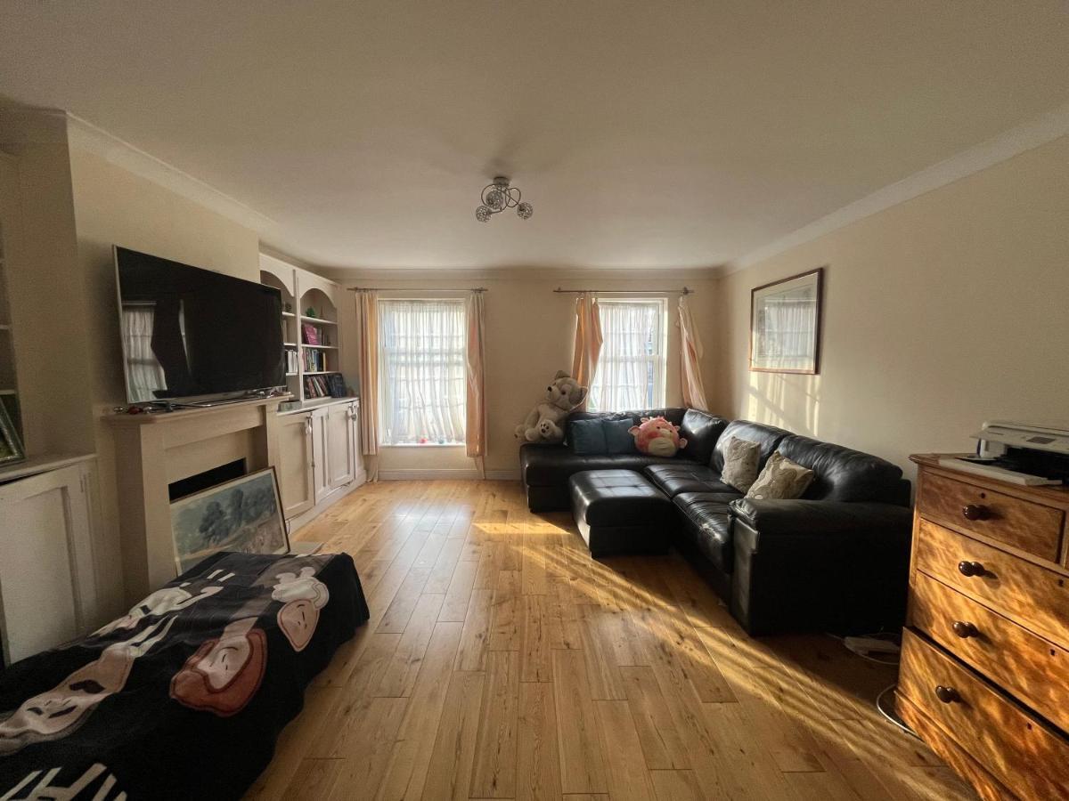 Rooms Close To Wimbledon Tennis ลอนดอน ภายนอก รูปภาพ