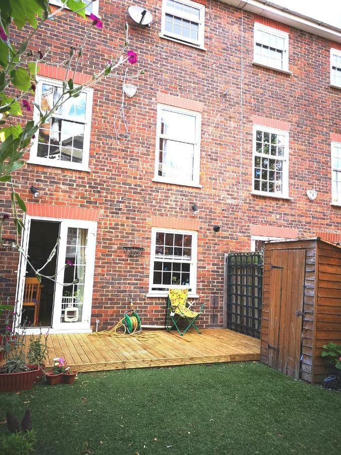 Rooms Close To Wimbledon Tennis ลอนดอน ภายนอก รูปภาพ